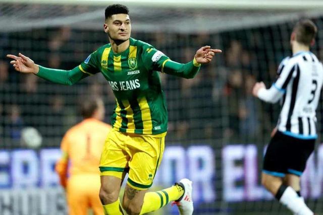 网易&大郅的故事:退役后泪崩